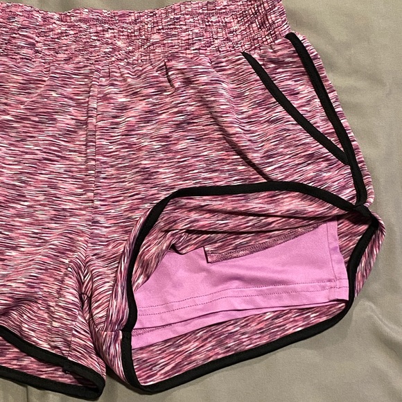 Track / Running Shorts - Picture 3 of 5